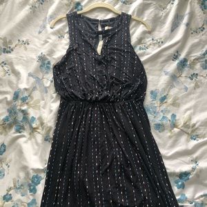 Sleeveless polka dot dress